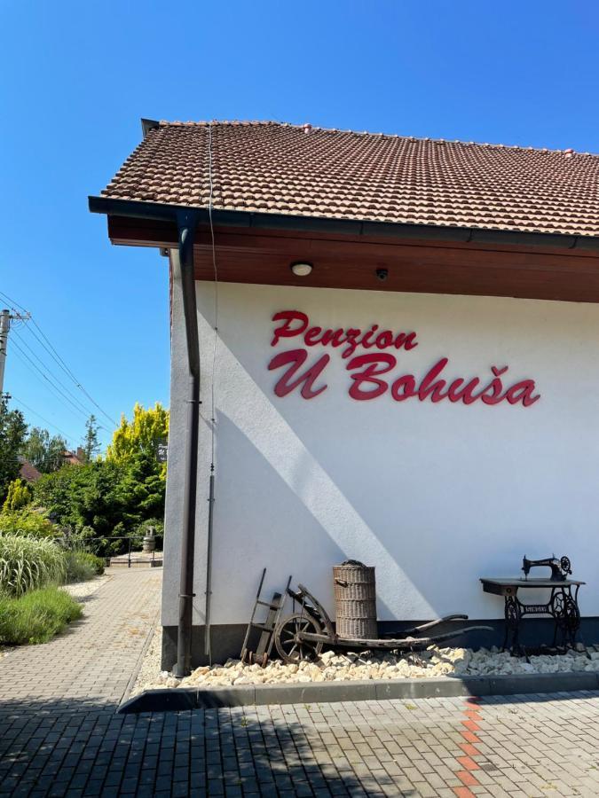 Penzion U Bohusa Lednice Exterior photo